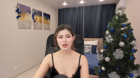 annetli online show from December 18, 8:03 pm