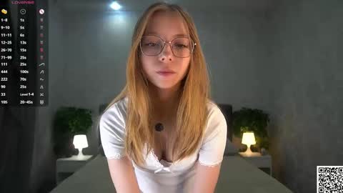 Eva online show from December 5, 5:44 pm