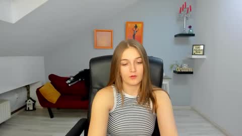 annewilsonn online show from February 4, 4:55 pm