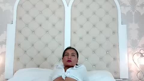 Snapshot of anni_lima chatting on October 7, 12:45 pm anni_lima online show from October 7, 12:45 pm