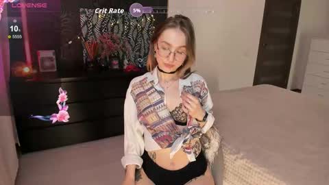 Annie online show from March 28, 5:58 pm