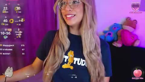 AnnieBlu3 online show from July 18, 11:40 pm