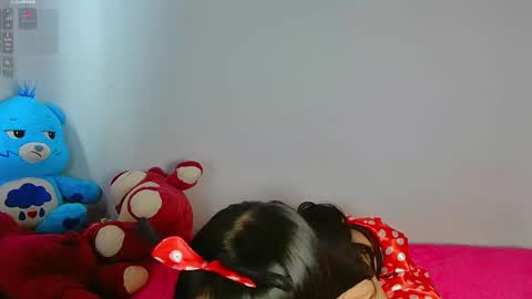 anniecutte online show from October 20, 5:40 pm