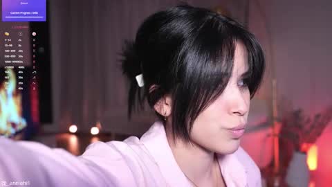 anniehillofficial_ online show from September 27, 8:28 pm