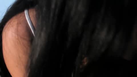 anniemayerx online show from January 11, 12:29 pm