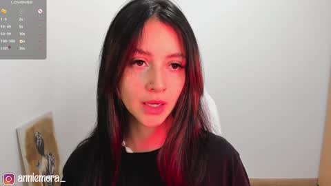 Annie online show from February 1, 1:34 am