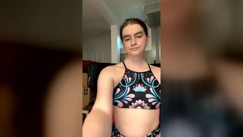 AnnieShayShay online show from June 17, 2:44 pm