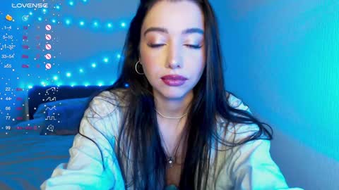 Ann online show from December 27, 2:01 pm