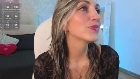 Anny online show from April 5, 11:51 am