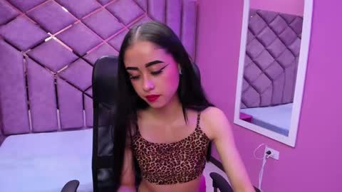 Anny online show from October 14, 2:20 pm