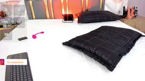 Anny online show from October 1, 11:03 pm