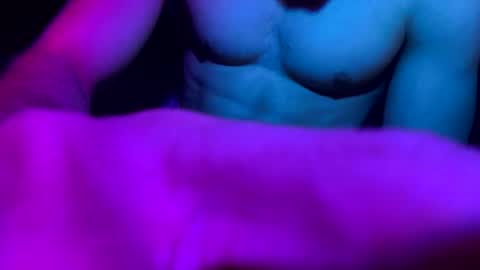 anonboytoy1 online show from January 8, 9:37 am