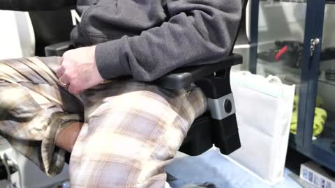 D online show from January 9, 3:17 pm