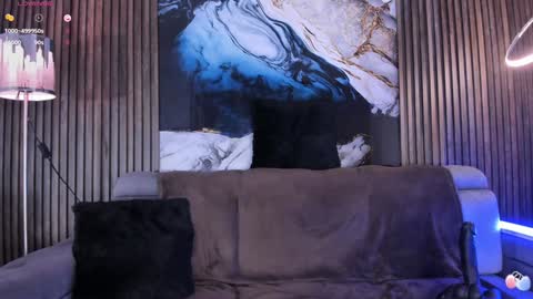 Anthoneladoll online show from December 21, 11:24 pm