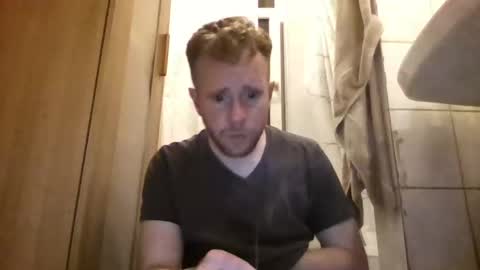 Anthony77228 room online show from April 15, 7:58 pm