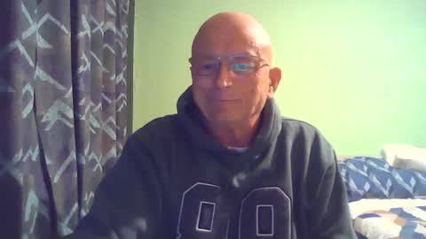 antmatt2025 online show from November 18, 6:22 pm