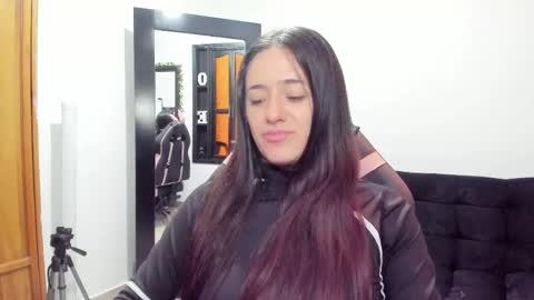 antonella  online show from March 5, 5:39 pm