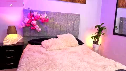  Antonella online show from September 26, 9:45 pm