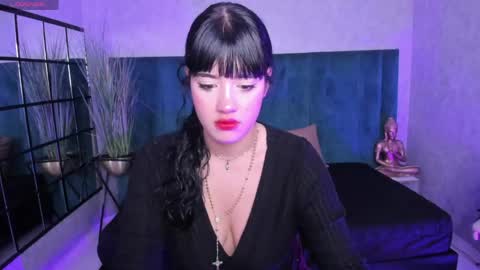 A N T O N I A online show from May 9, 11:27 am