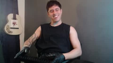 antonnello_ online show from January 17, 5:22 pm