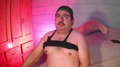 AnuarFox online show from March 8, 7:12 am