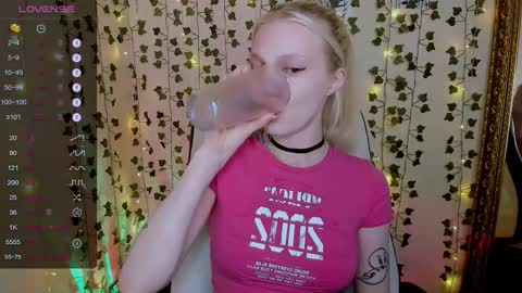 Anya online show from February 3, 6:22 am