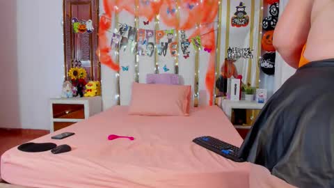 Anyela  online show from October 27, 3:28 am