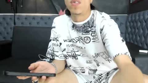 anyelo_sexyhot online show from September 11, 12:17 pm