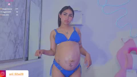 anyeluz_z online show from December 19, 8:59 pm