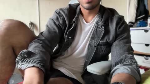 Instagram  online show from May 27, 2:25 pm