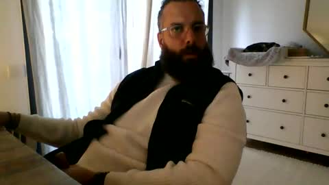 apc_3 online show from December 18, 3:22 pm