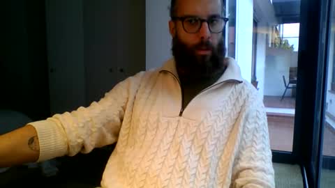 apc_3 online show from November 18, 8:17 am