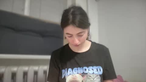 aphr0dite22 online show from March 27, 11:17 pm