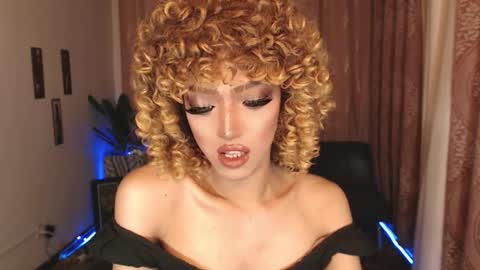 kathryn online show from September 22, 11:31 pm