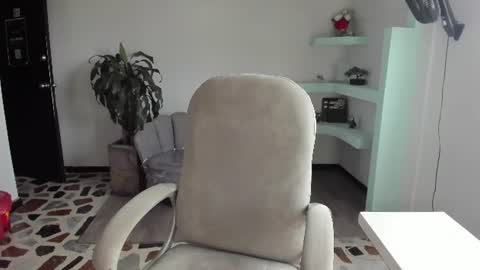 aphrodite online show from June 29, 8:52 pm