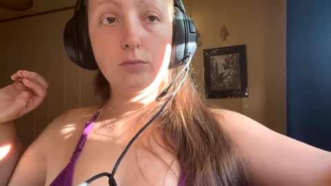 Aphrodite online show from March 9, 2:10 pm