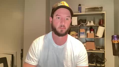 aplacetorest online show from April 29, 12:21 pm