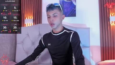 Apolo online show from April 13, 8:02 pm