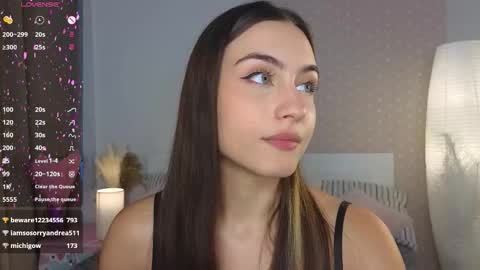 Vicki online show from September 14, 11:11 am