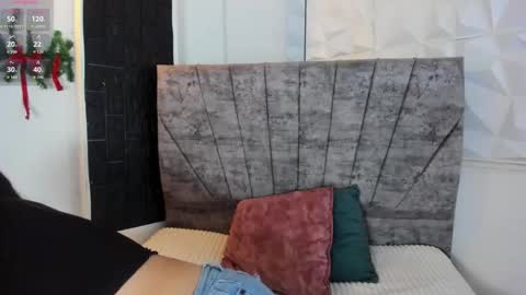 April SC online show from December 4, 10:42 pm