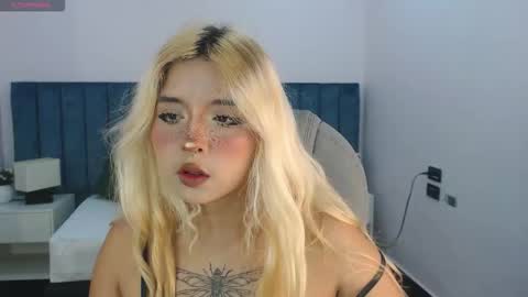 April Bunny online show from December 4, 10:20 pm