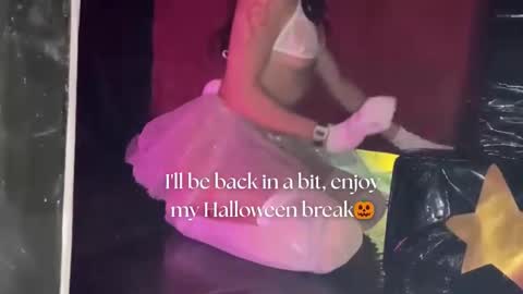   online show from October 20, 12:10 pm