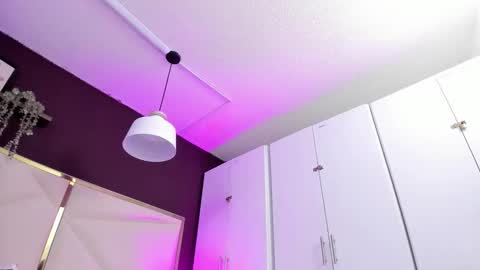 April online show from November 10, 11:13 am