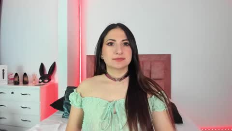 april collinsxx online show from October 18, 1:10 am