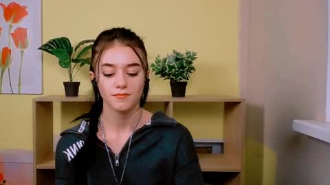 Aprill online show from December 21, 12:42 am