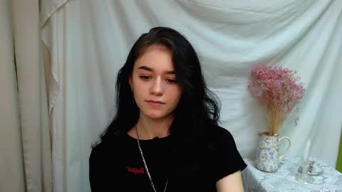 Aprill online show from December 29, 1:38 pm