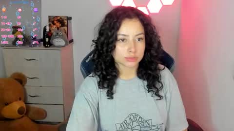 aqua emilly online show from February 26, 12:03 am