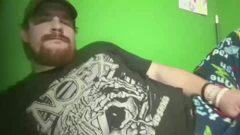 aquadad182 online show from May 3, 4:51 am