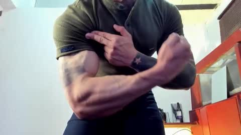 Jonathan online show from September 17, 8:23 pm