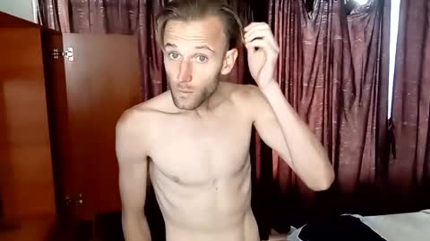 Aquilesmade online show from November 16, 3:03 pm